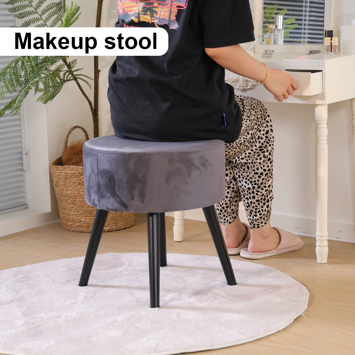 Nordic Modern Design Round Poufs Foot Stool Fabric Velvet Stool Ottoman for the Living Room
