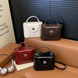 2026 New Women's Mini Square Handbag Top Handle Ladies Crossbody Bag Retro Buckle Design Multiple Colors for Daily Purse