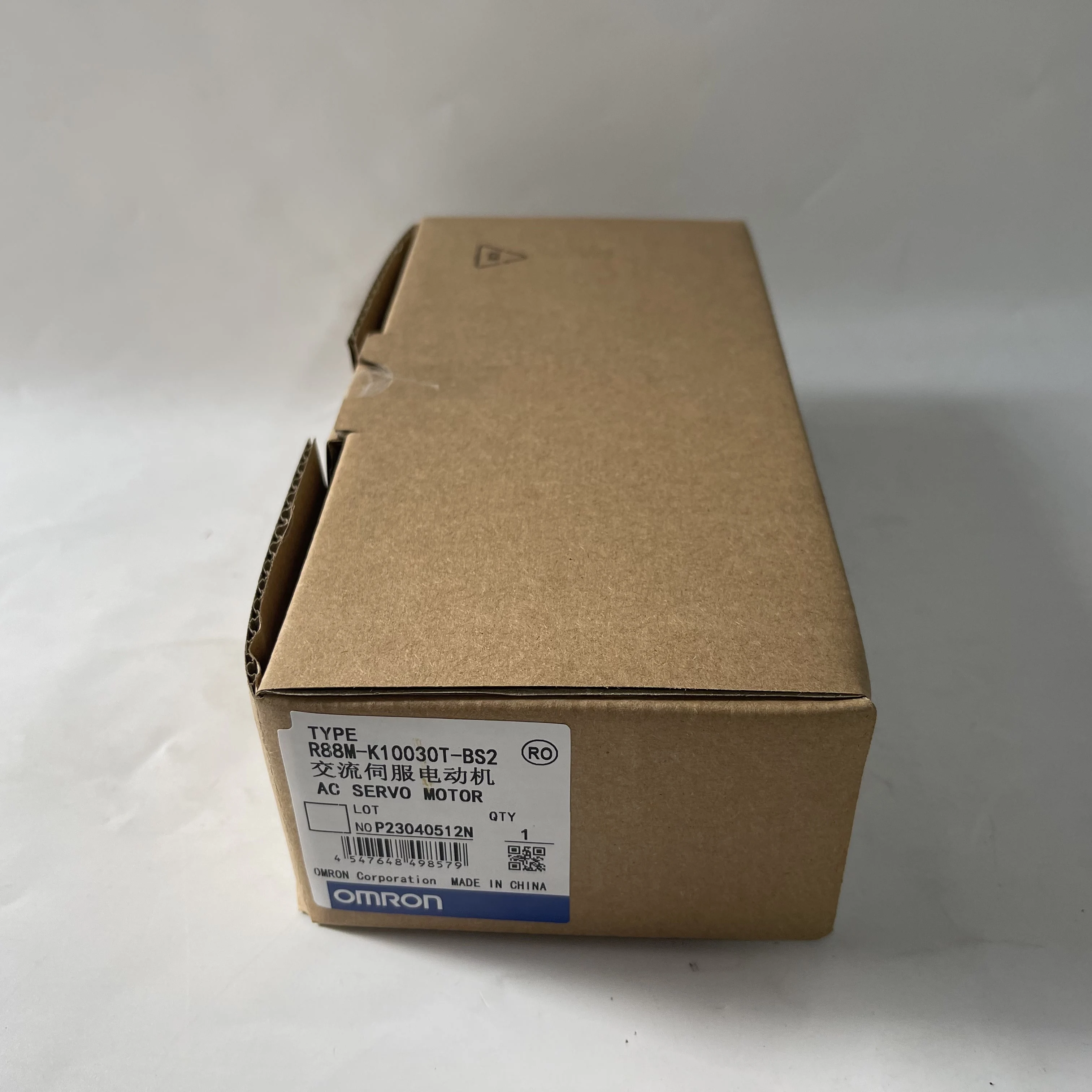 OMRON AC Servo Motor R88M-K10030T-BS2 OMRON AC Servo Motor R88M-K10030T-BS2