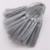 Pompons argentés de 8 cm