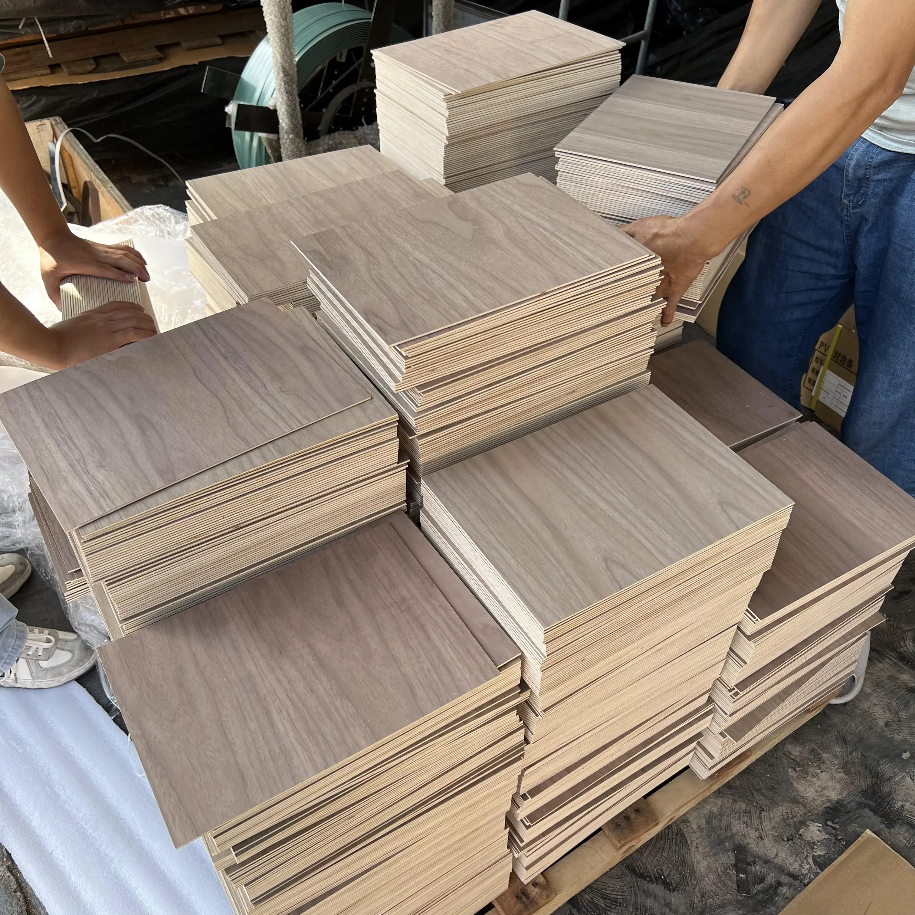 Wholesale Basswood Sheets Natural Wood Sheets Laser Cutting 3mm 5mm 9mm Commercial Basswood