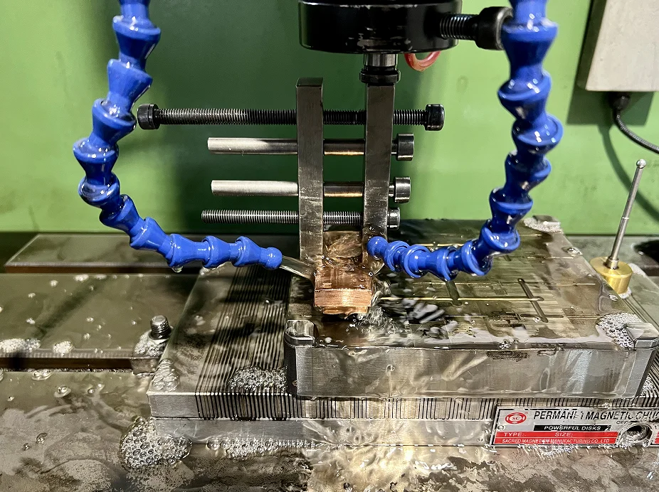 Injection Molding Service Professional Manufacturer Of Custom Plastic