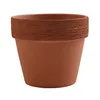 Poterie rouge brossée