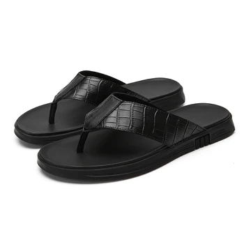 New High Quality Men Genuine Leather Flip Flops Beach Style Fashionable Lightweight Slippers Black PU Male Rubber Outsole