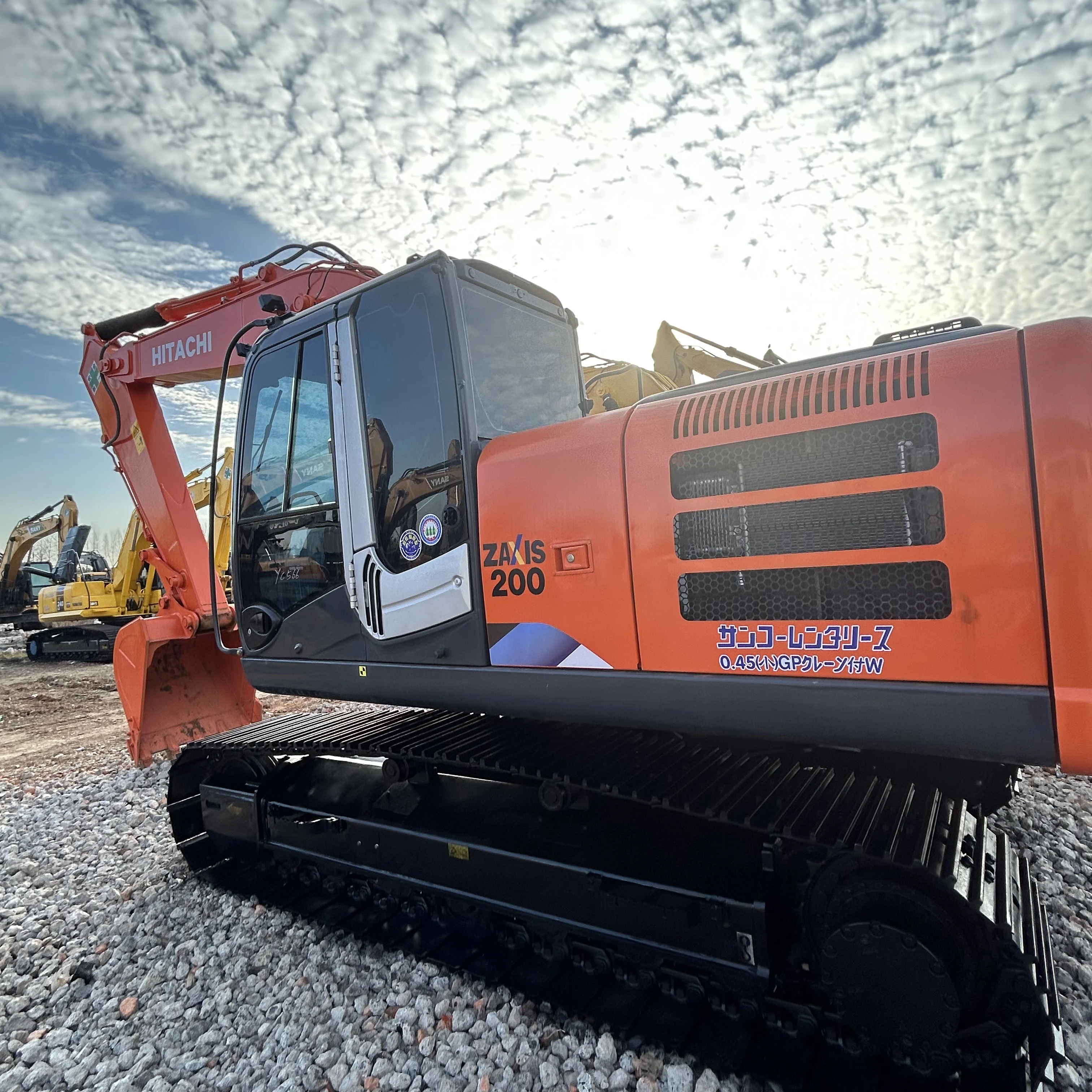 ジャンク　ピッチ20台 Used Japan Excavator 20 Ton Hitachi Zx200 Second Hand Crawler