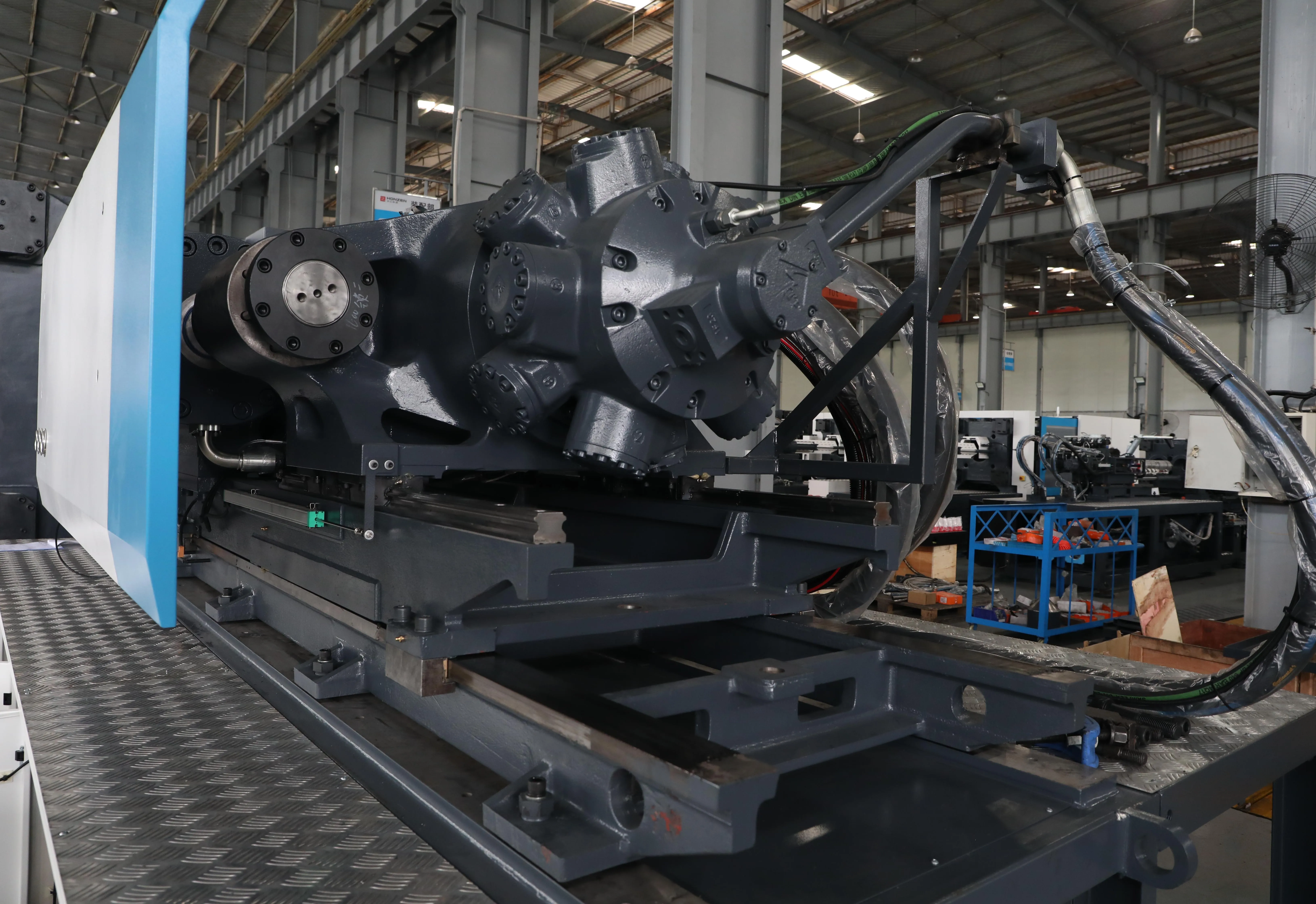 Highshine Plastic Garbage Container Injection Molding Machine for Trash Can Proportional Valve for Back Pressure