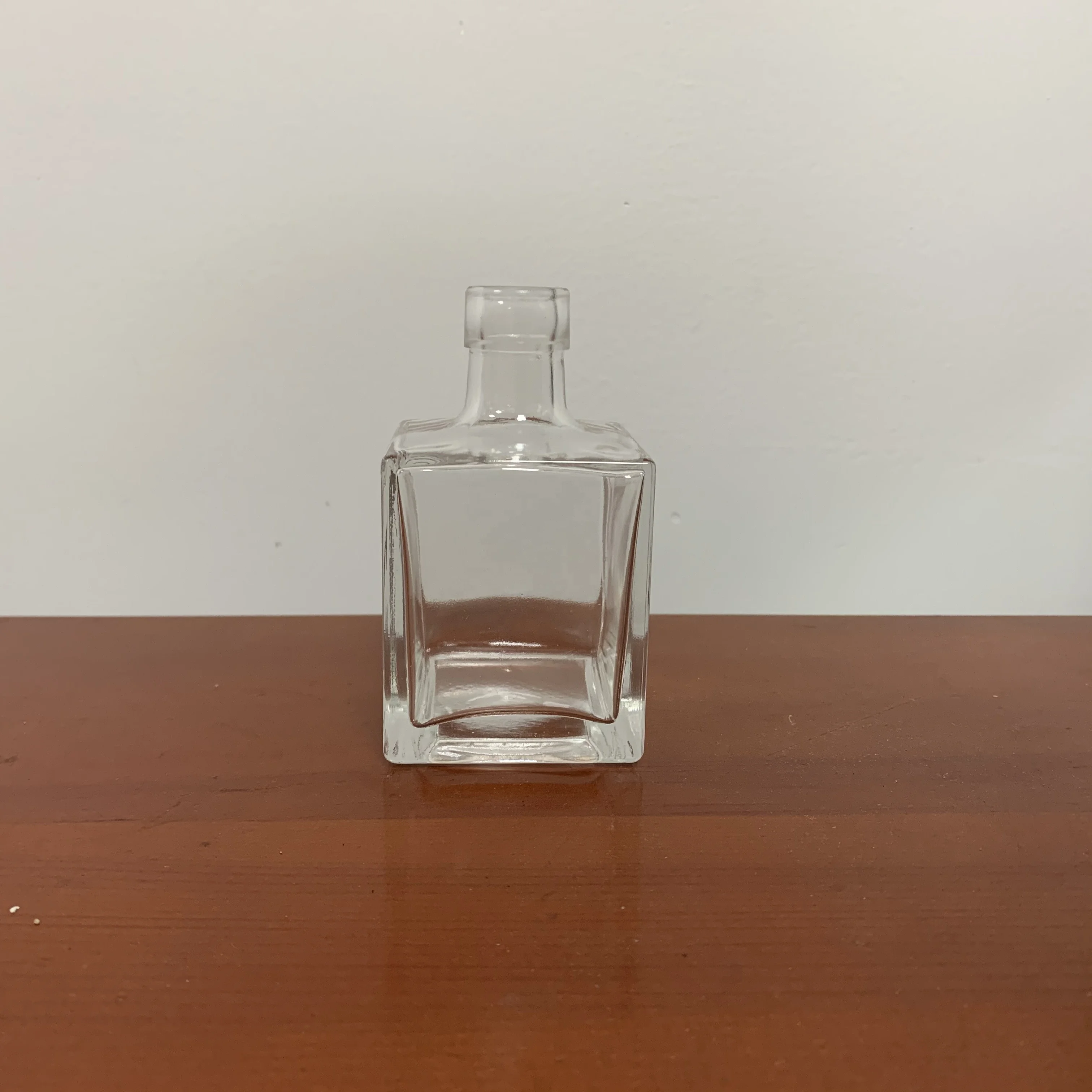 Thick Bottom 100ml 200ml 500ml Rectangle square Super Flint Glass Perfume Bottle with Cork