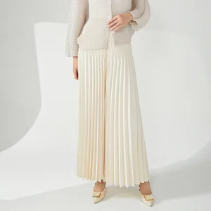 High Quality Summer Women's Wide Leg Stretch Pants Miyake Pleated Style With Loose Fit Elastic Waist and Decoration ODM Supply