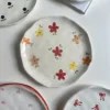 Mano pellizco placa de 8 pulgadas-flores de color