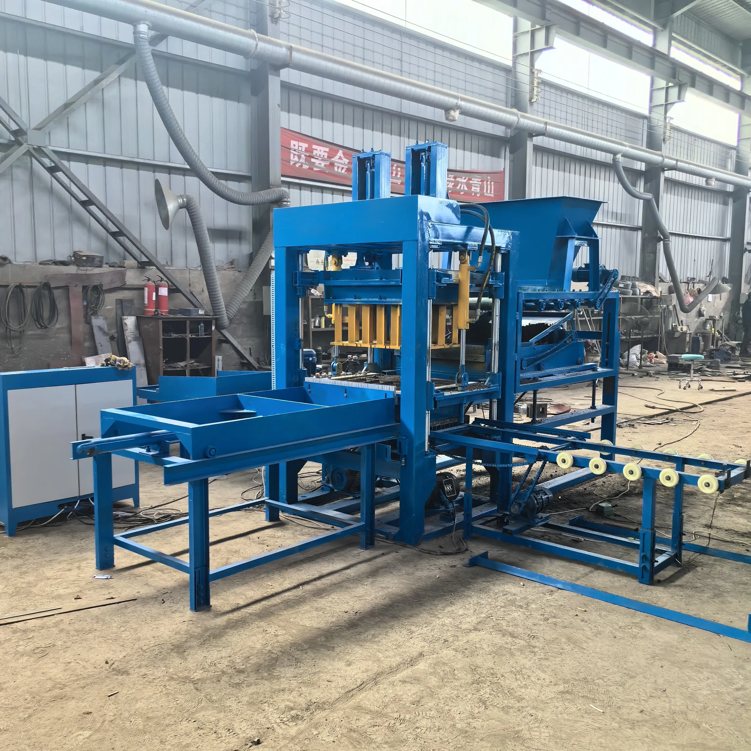 Equipment Construction Blocks Concrete Clay Brick Making Machine Molds ...