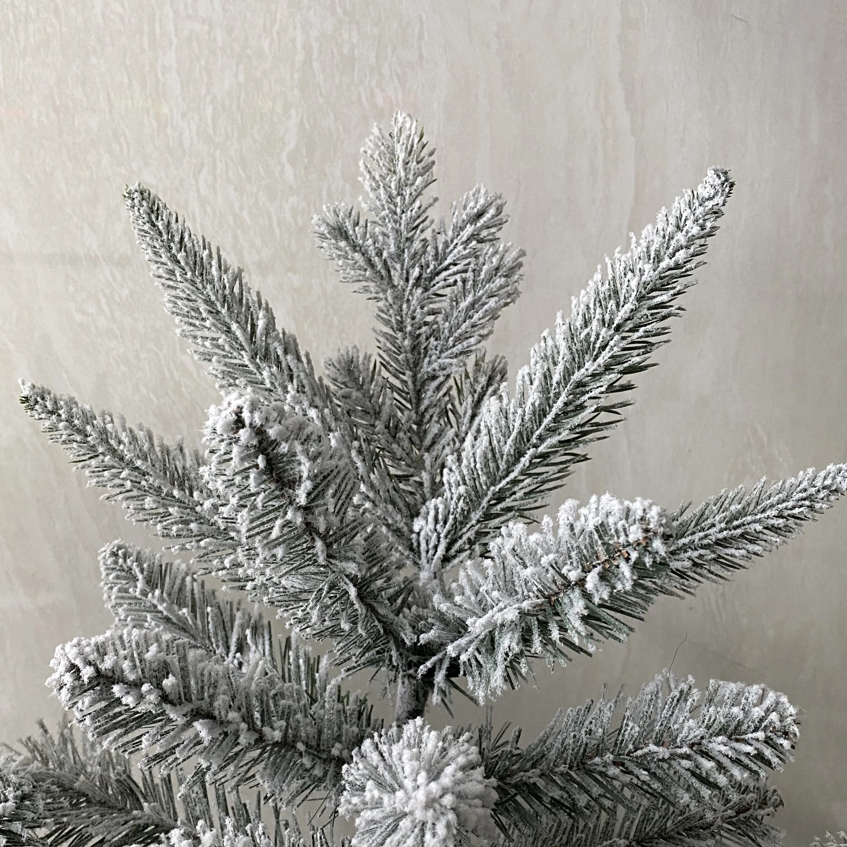 希少激レア品【Kim Songhe】X'mas Tree s-l400.jpg
