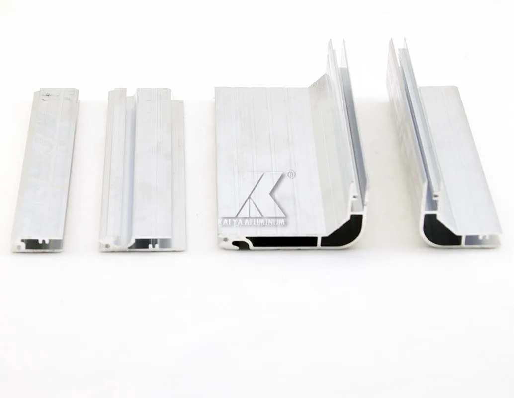 90 Degree 25*25 3 Way Round Suitcase Aluminium Corner windows Screen Frame Corner Joint for Glass Door by Aluminum Profile