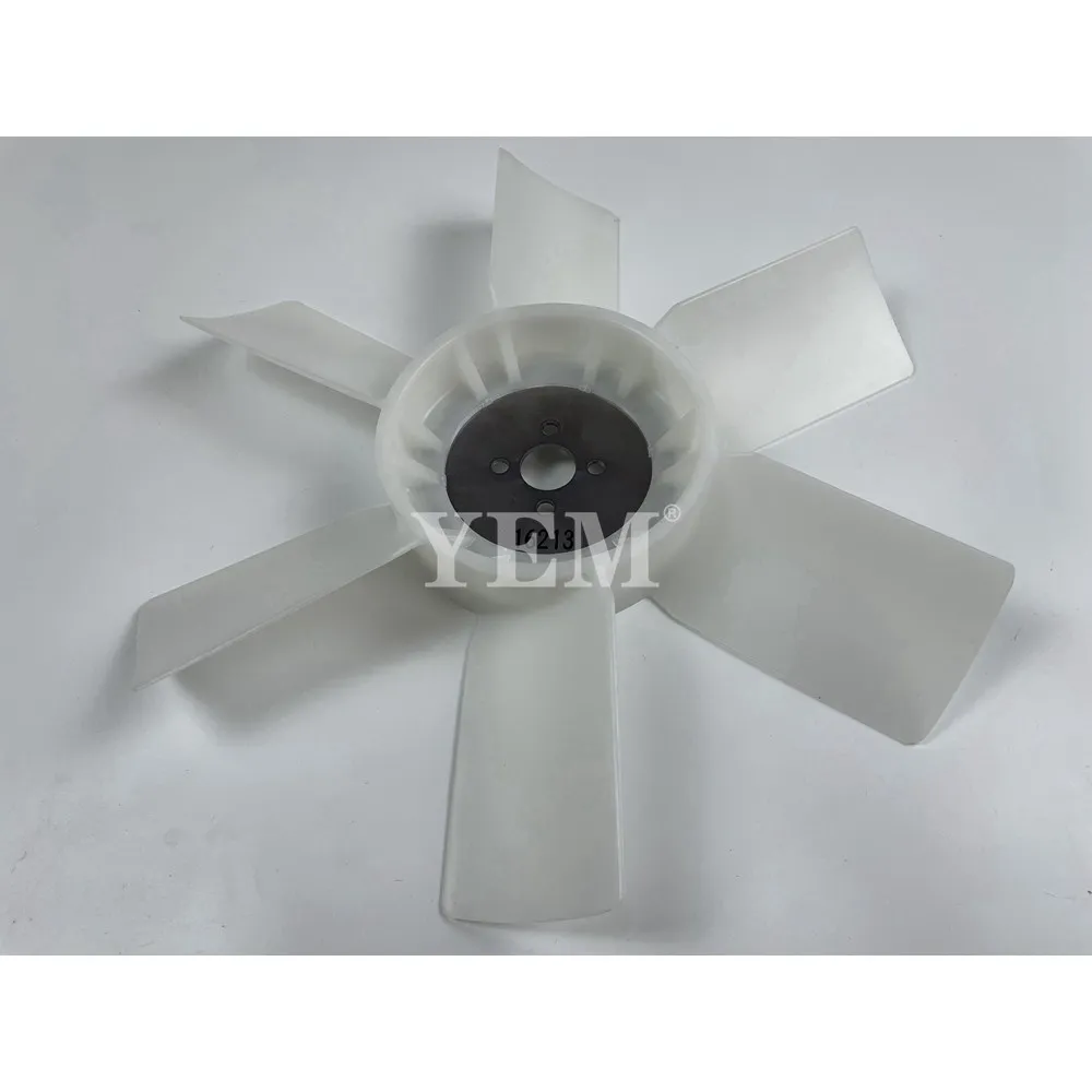 Ready to Ship D1105 Fan Blade 16213-74110 Fit for Kubota D1105 Engine