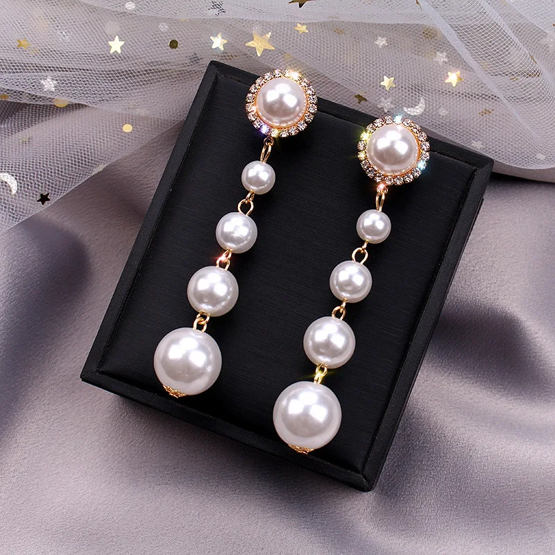 Louise Pearls Earrings S00 - Women - Fashion Jewelry