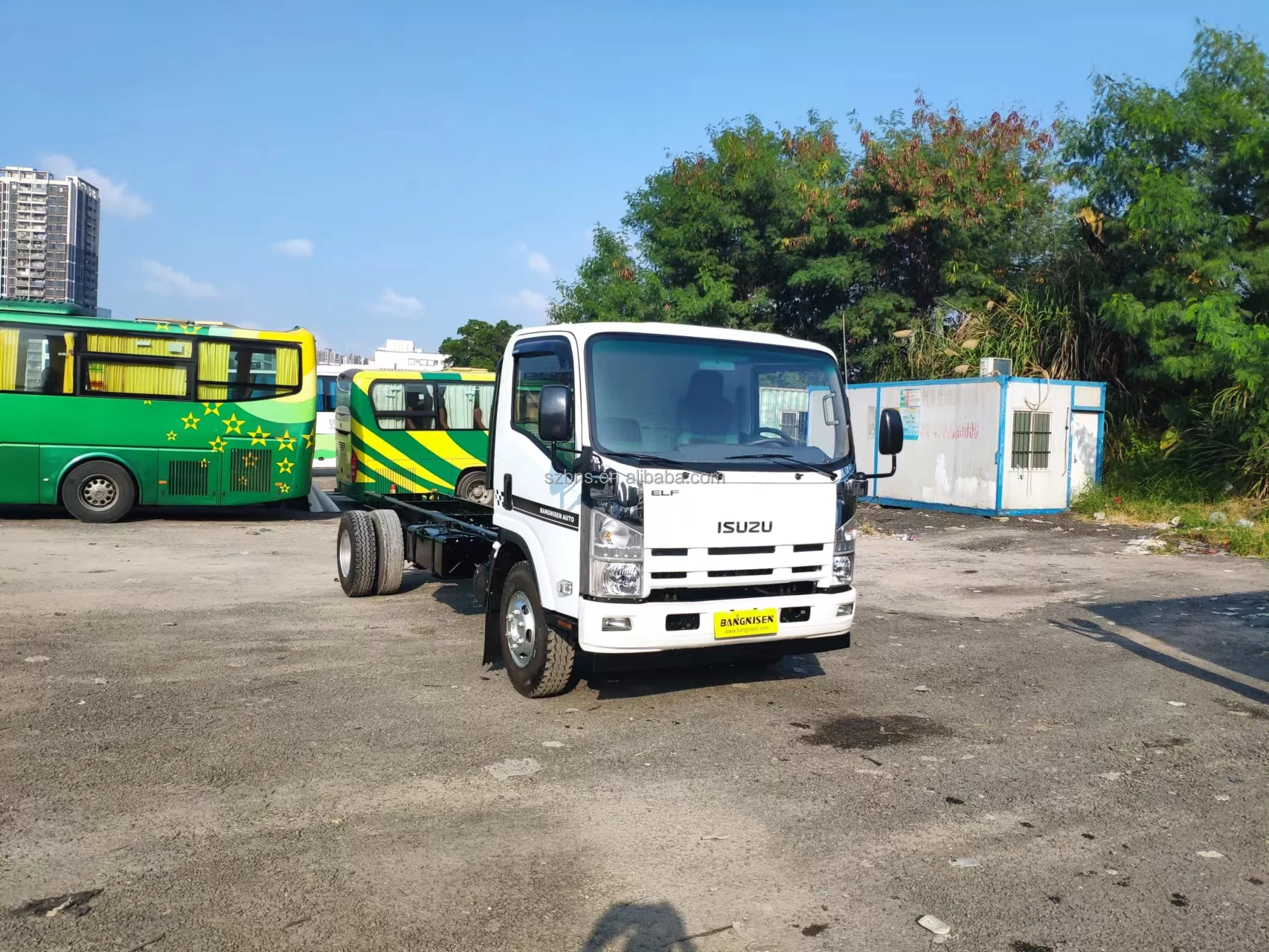ISUZU ELF NKR NPR NQR 600P 700p Truck - 190HP Diesel Chassis