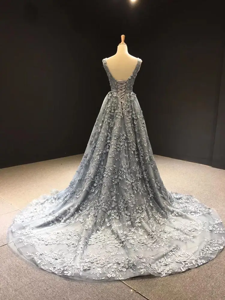 QUEENS GOWN Simple Styles A-Line Sleeveless Grey Color Deep V Neck Elegant Flower Lace Wedding Gown