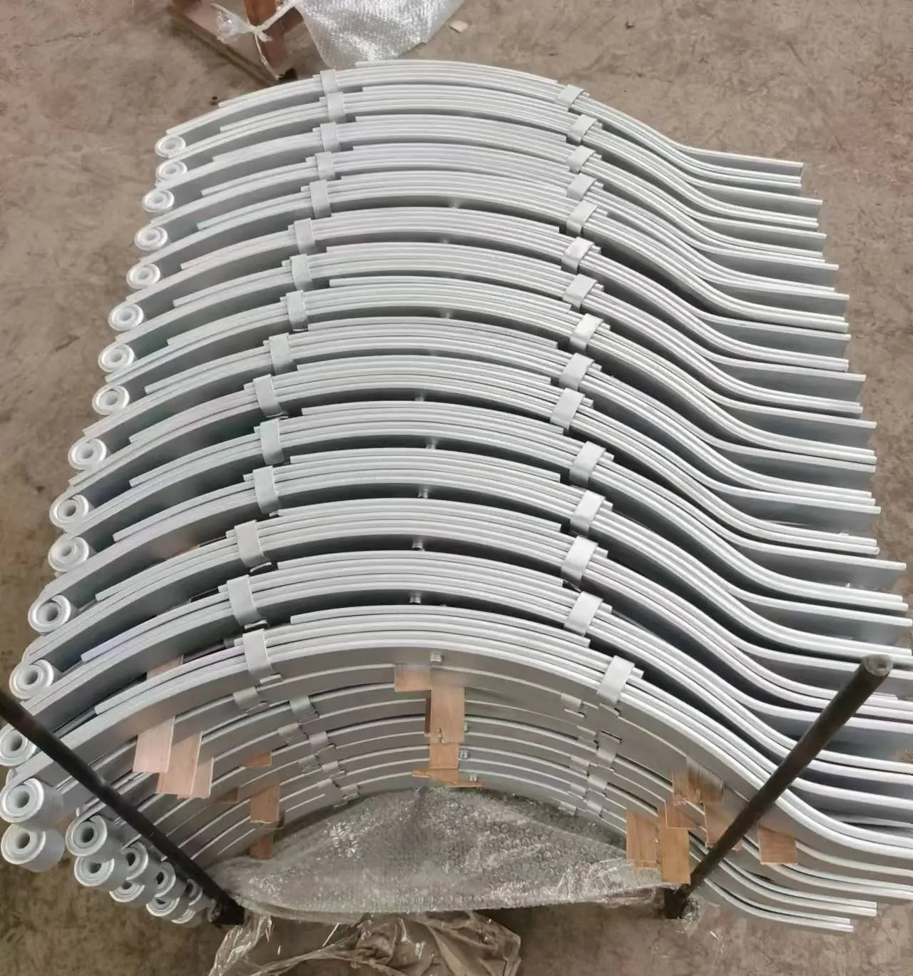 24 Inch Slipper Trailer Leaf Springs 5 Leaf - Boat Trailer Leaf Springs