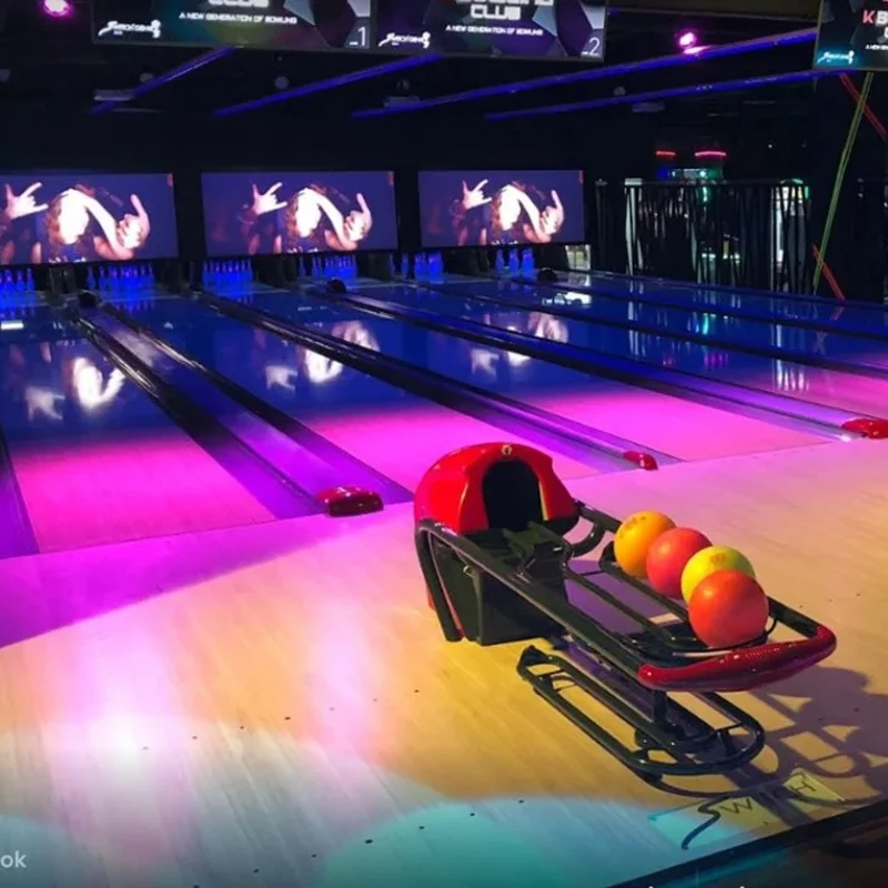 Interactive Wood Floor Projection Bowling Machine AR Indoor Entertainment Alley Game Equipment