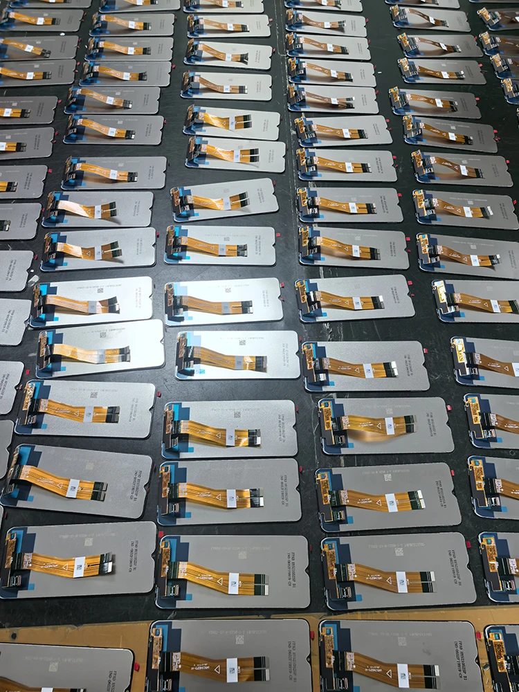 Mobile Phone Parts - High-Quality Lcds & Touch Displays