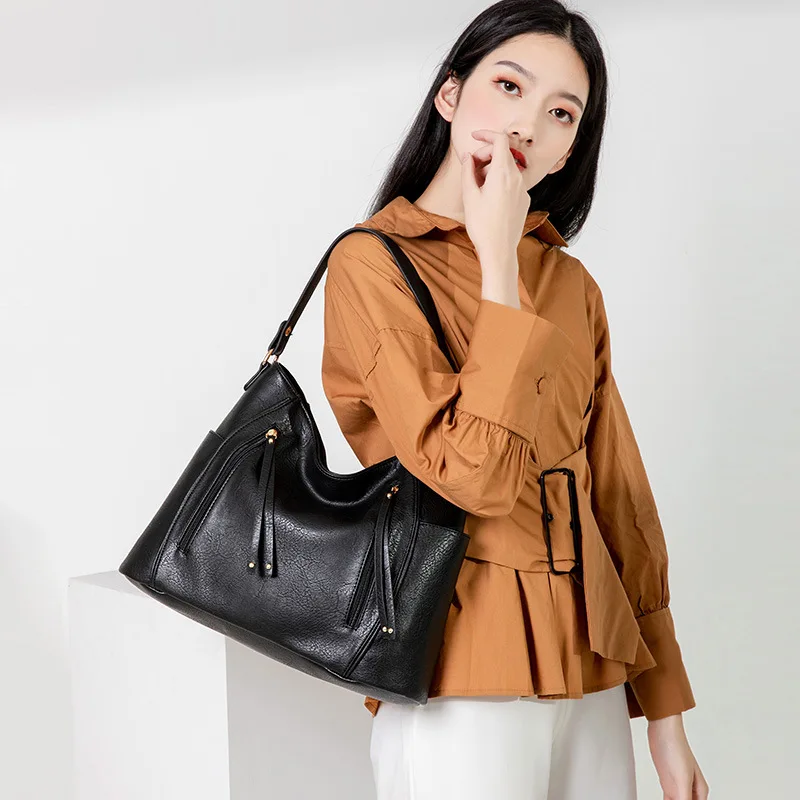 Women's PU Leather Chain Shoulder Tote Bag - Hobo Purse With Multiple Pockets, Fashion Handbag & Crossbody - View #4