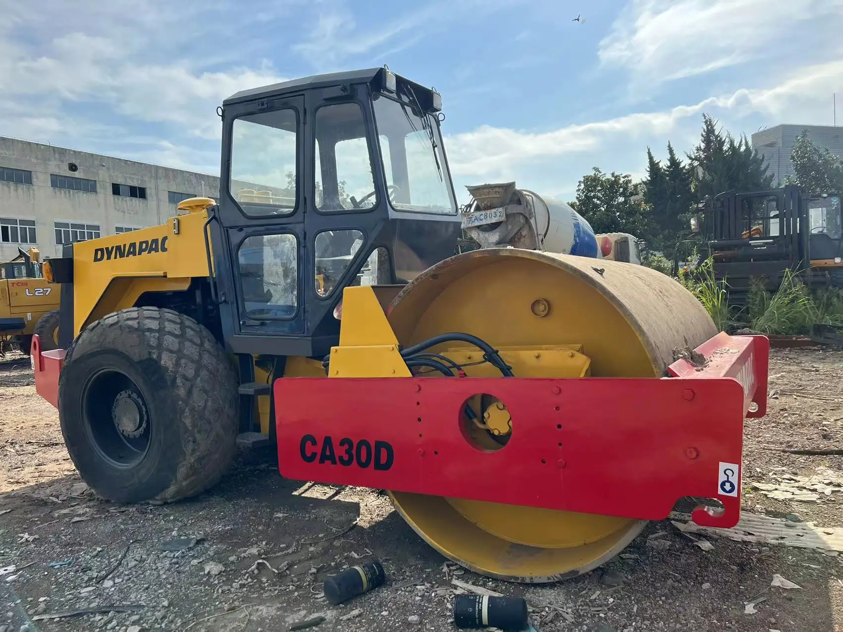 【ビデオ】 中古ca25d Dynapacロードローラー圧縮機ca30d Dynapac Ca25d Ca30d中古ロードローラー ービス