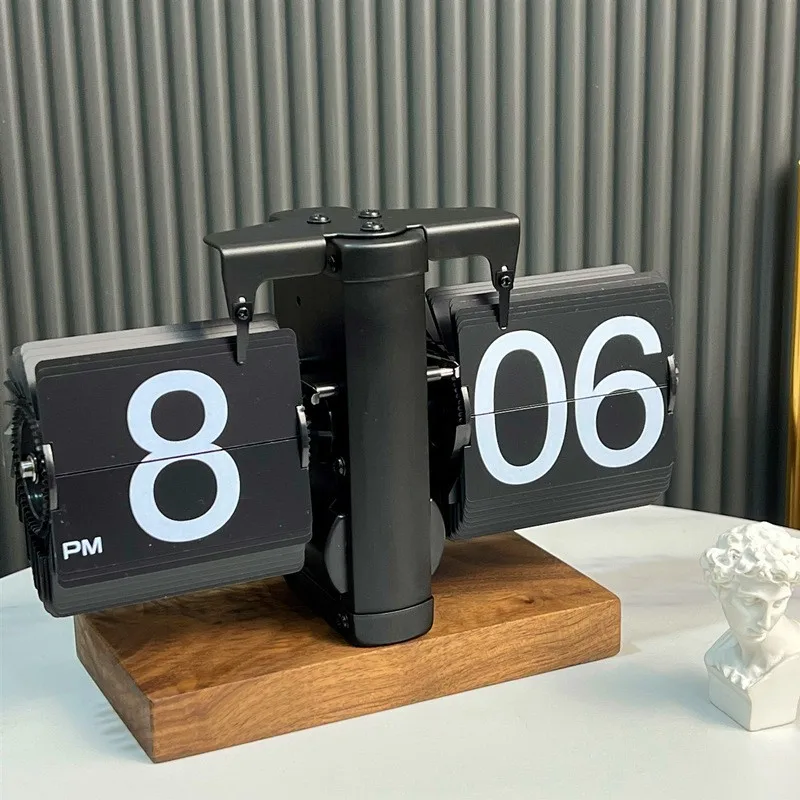 Mechanical Automatic Page Turning Table Clock Retro Triangle Desktop Creative Ornaments for Living Room Bedroom Office Calendars