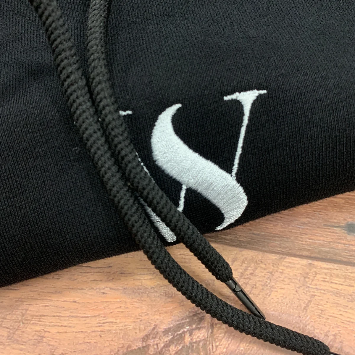 Oem Men’s Solid Color Fleece Hoodies Heavy Weight Fitness Gym Streetwear Label Hoodie 80% Cotton 20% Polyester