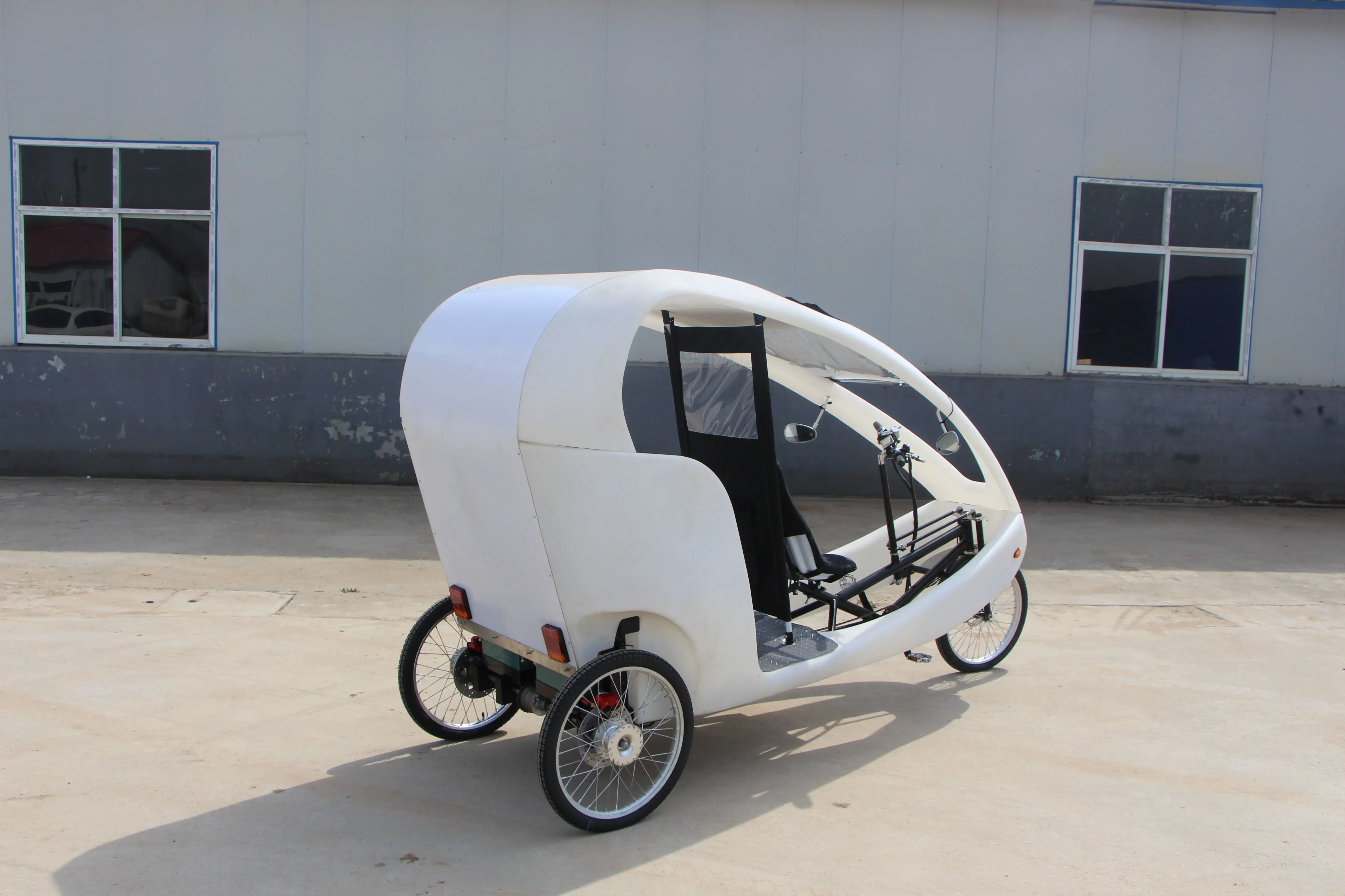 三輪三輪車オートバイベロタクシー乗用バッテリー駆動e人力車価格