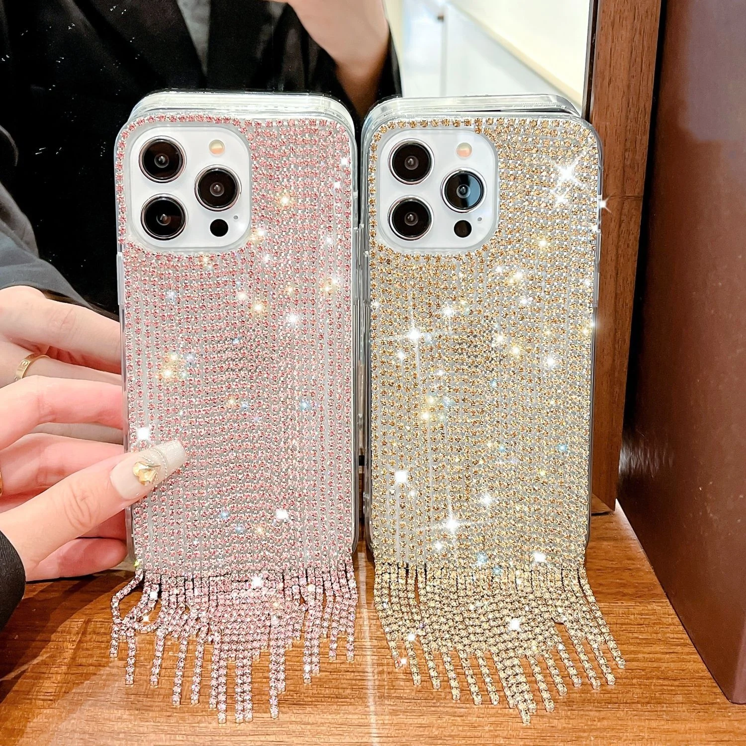 Laudtec Diamond Tassels Bling PC Cell Phone Case for iPhone 12 11 15 Protective Cover with Stylish Design