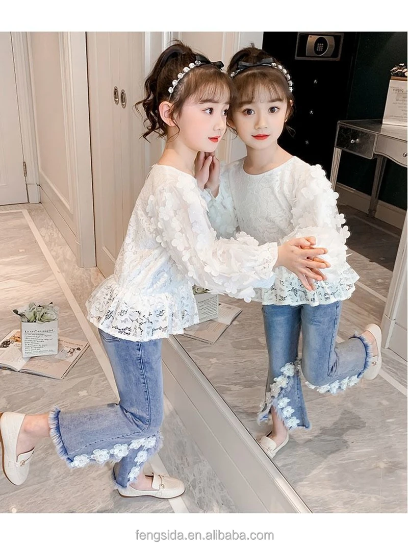 Compra Pantalones De Bebé INS Pantalones Acampanados Para Niñas Pantalones  Vaqueros De Mezclilla Pantalones De Campana Pantalones De Pierna Ancha  Pantalones De Diseñador Para Niños Ropa Al Por Mayor DHW3805 Barato 