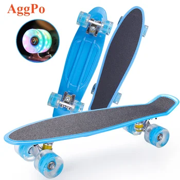 22 Inch Flashing Skate Board Matt Antislip Surface Plastic Skateboard 90kg Load Kids Adult 56cm Skate Board 4 Wheels