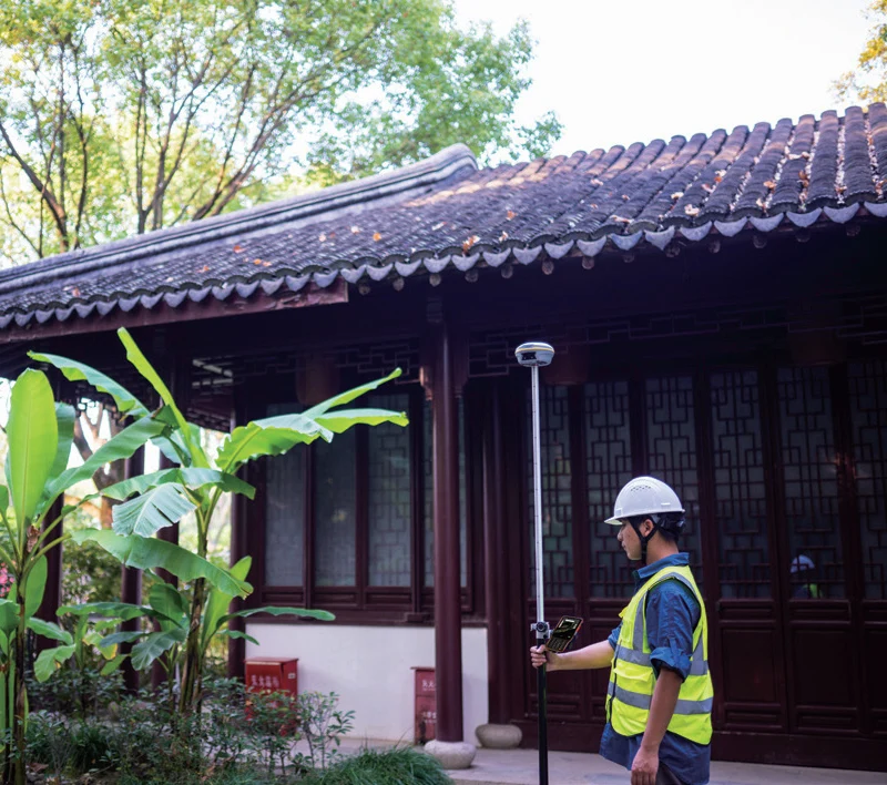 Full Constellations Visual GNSS RTK Receiver Base Station And Rover CHC I93 Pro