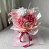 La rosa rosa è unica.