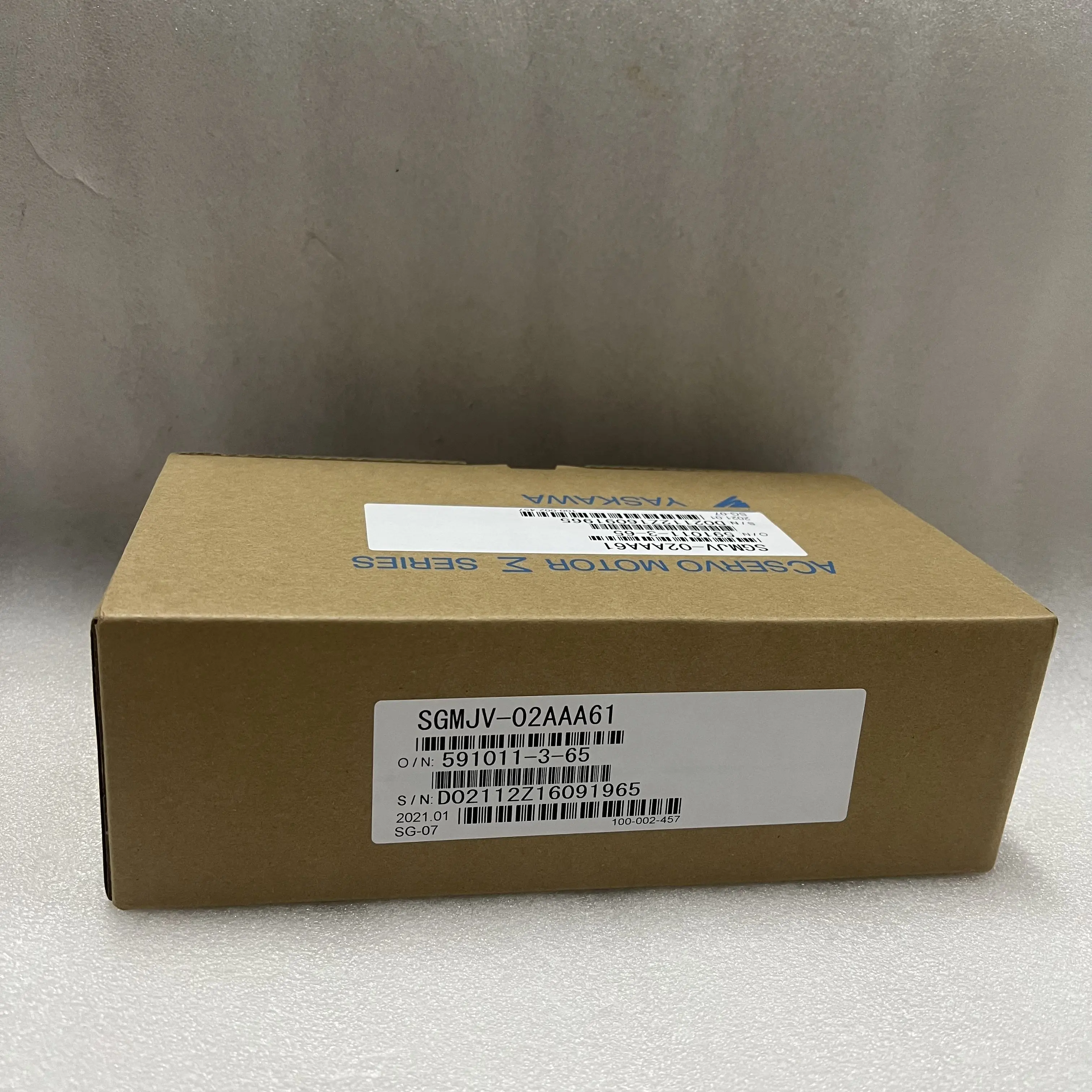 YASKAWA AC Servo Motor SGMJV-02AAA61 YASKAWA AC Servo Motor SGMJV-02AAA61