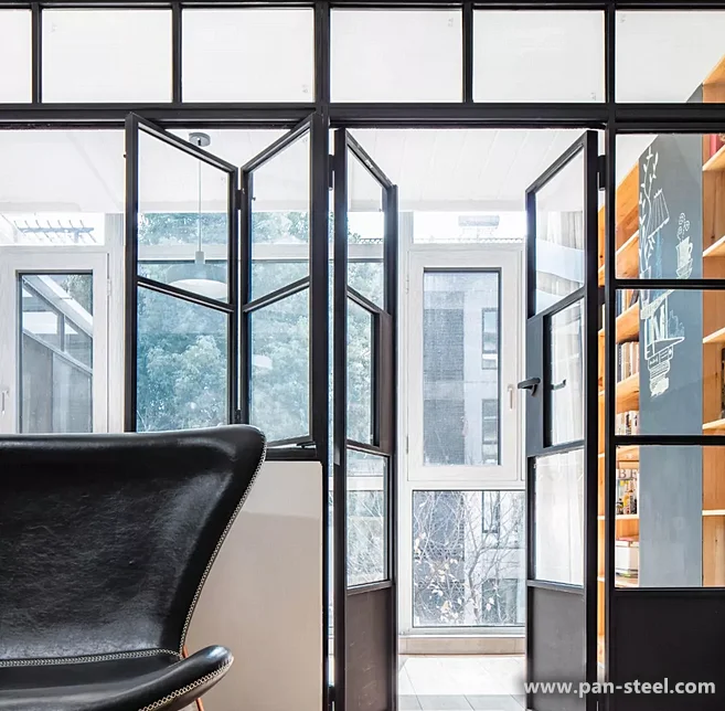 Seamless Welding Modern Folding Doors and Windows with Grill Designs Rust Protection Folding Door Glass Steel Foldable French