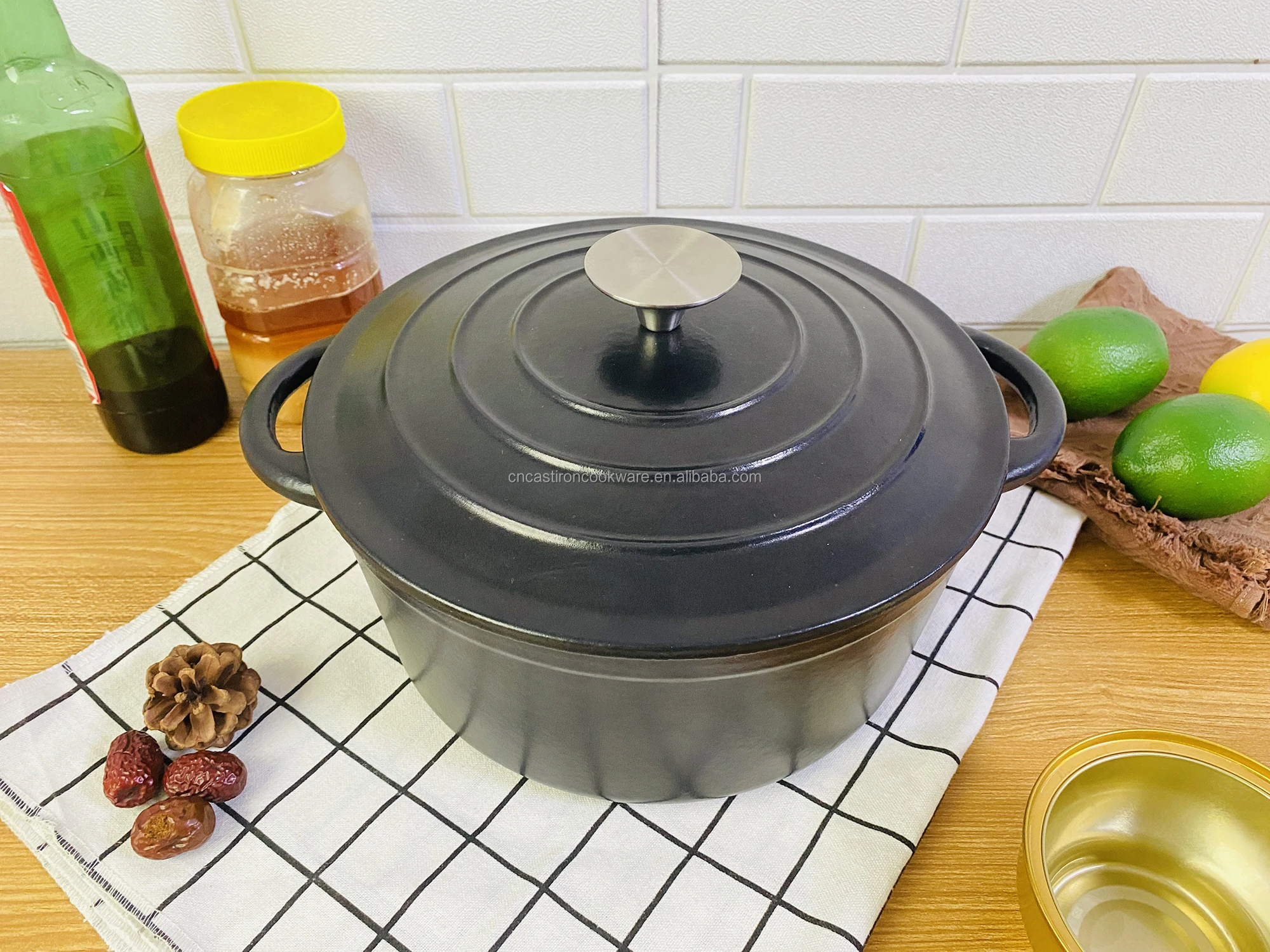 Cast Iron Round Cookware Set with Nonstick Enamel Coating Cooking Pot ...