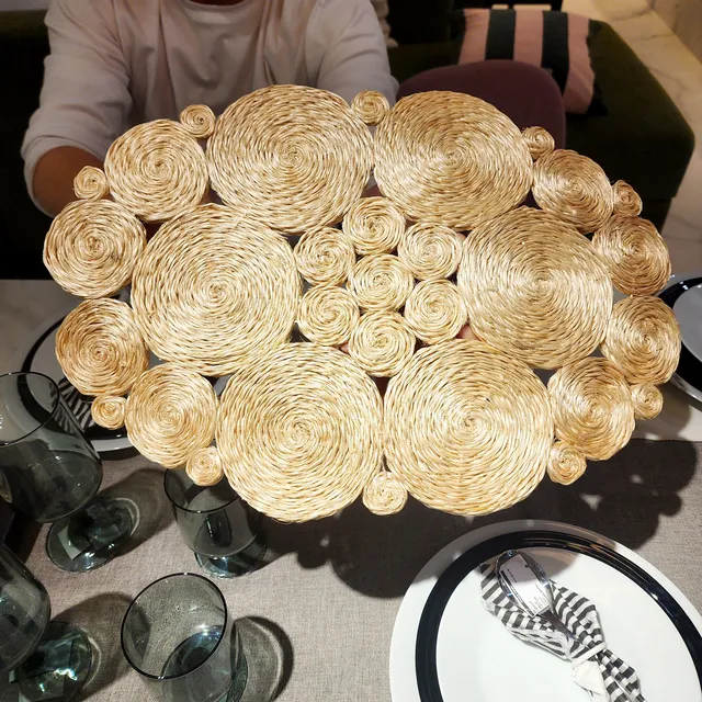 Wholesale Boho Macrame Style Hemp Woven Handmade Fleur Raffia Placemat round  Flower Design for Wedding Dining Table Home Decor