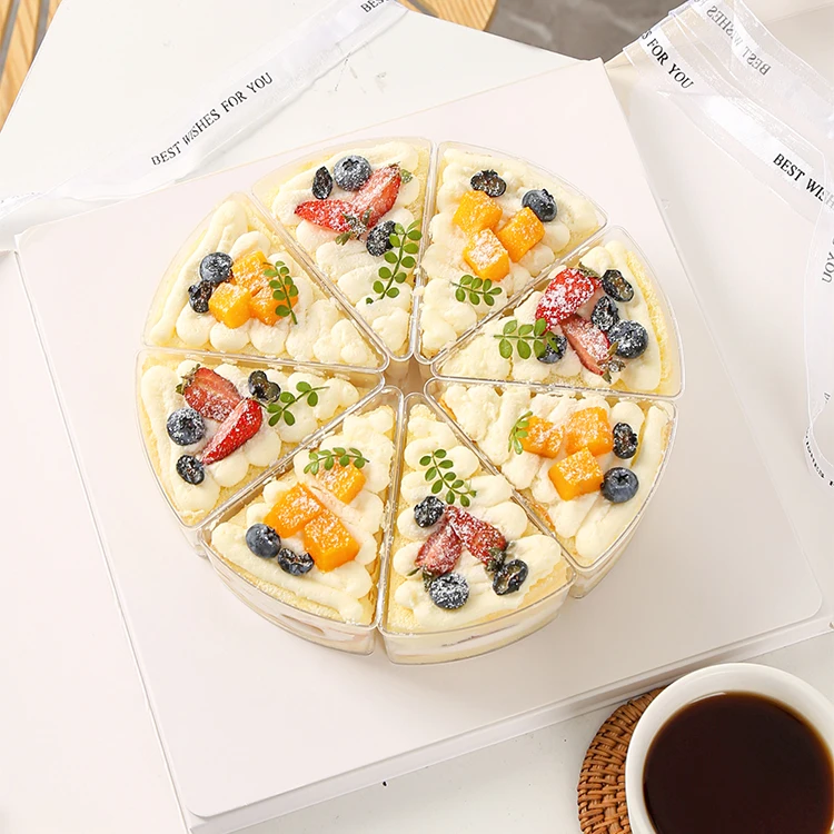 High Quality Arc Triangle Mini Dessert Cups for Cake Custom Mousse Pudding Tiramisu Cups Clear Plastic Piece Cake Box