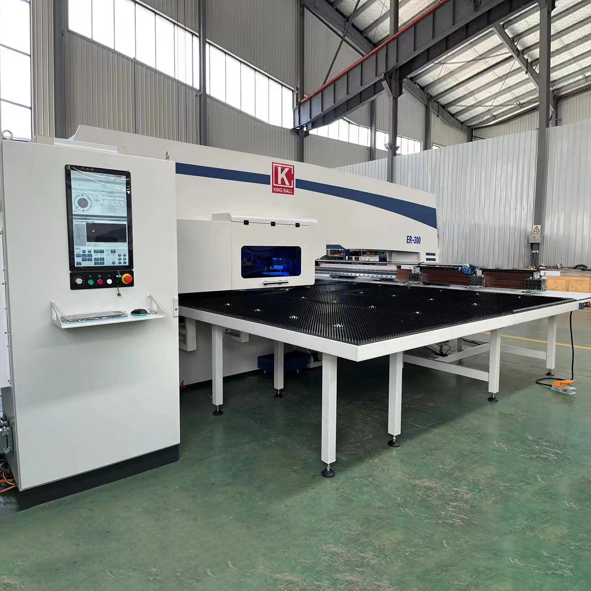CNC Turret Punch Press CNC Punching Machine From Punching Machine for Sale