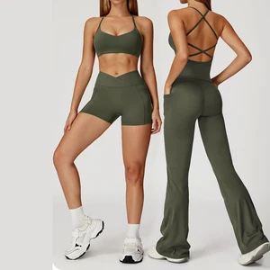 Nylon and Elastane Activewear High Quality Cross Over Pilates Clothes Sports Bra Gym Yoga Sets With Pockets