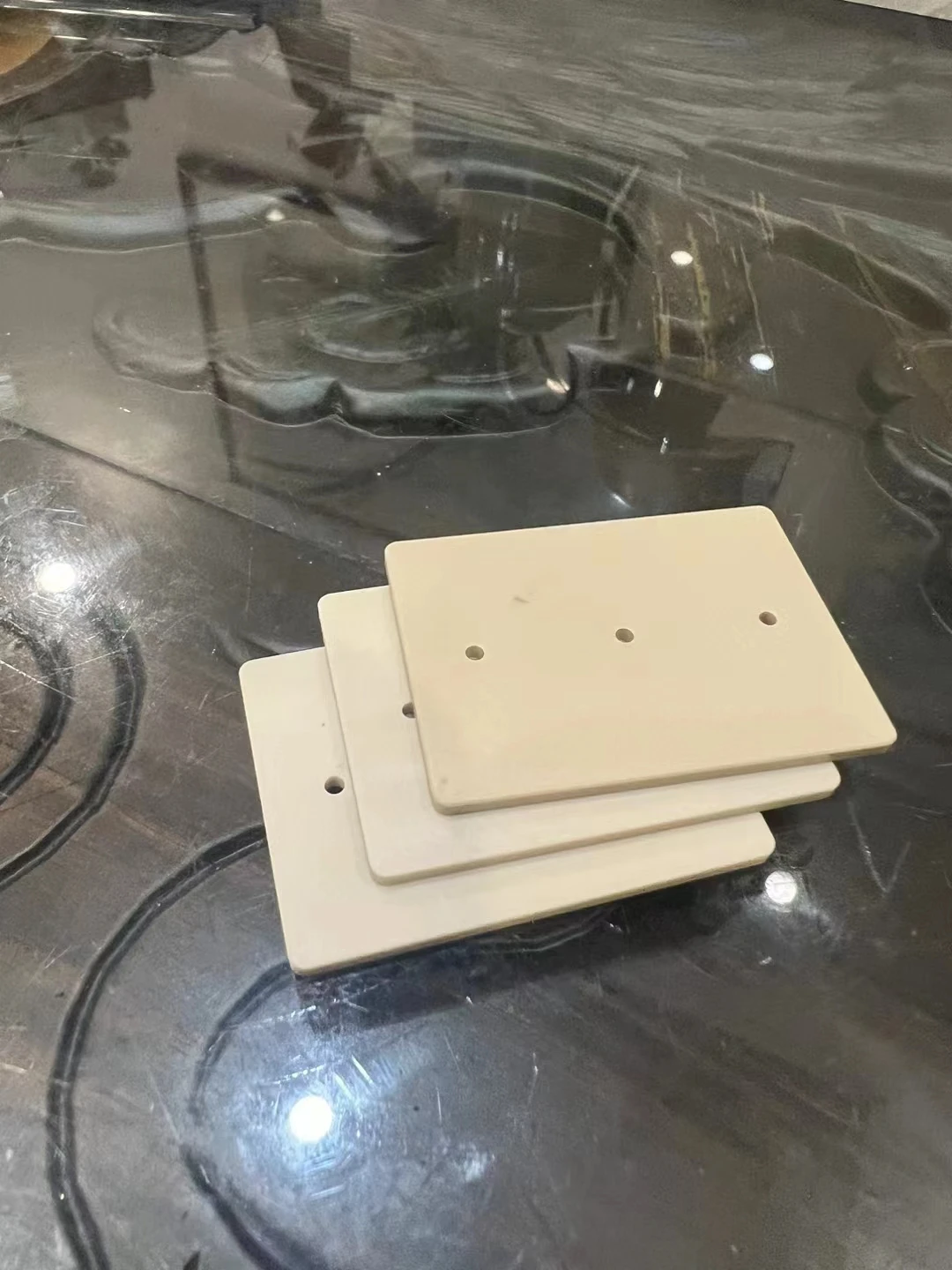 Molan Fine Mechanical Performance Solvay Polyvinylidene Fluoride PVDF Raw Material Price
