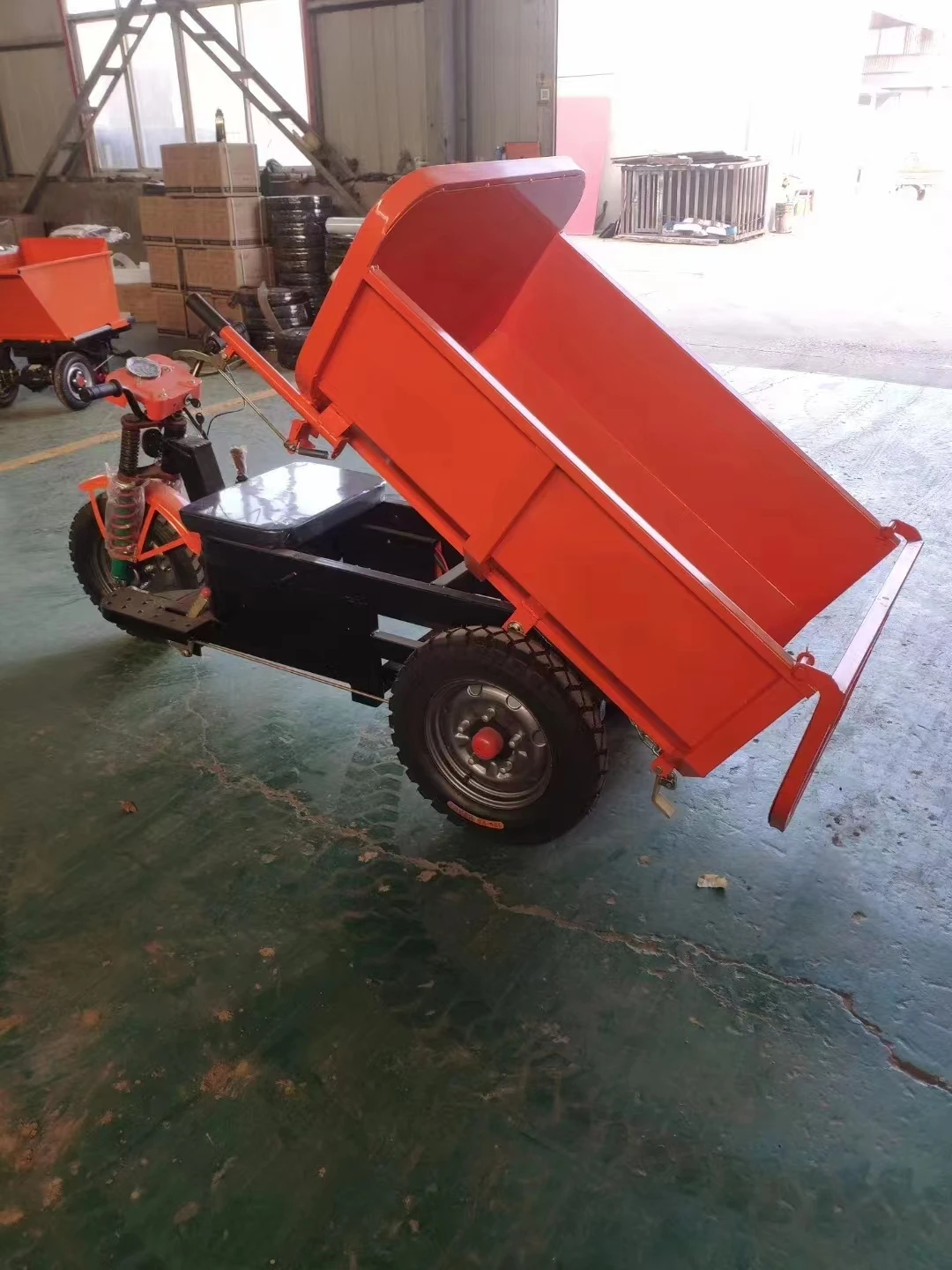 Hand Propelled Inclined Brick Pulling Truck Riding Skew Bucket Two ...