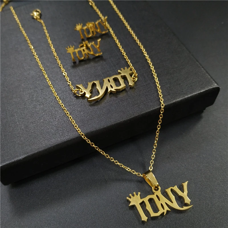 customized jewellery set