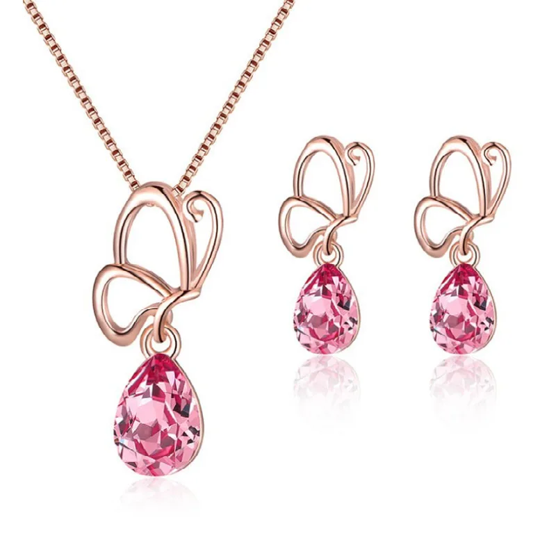 Hovanci Delicate Butterfly Necklace 