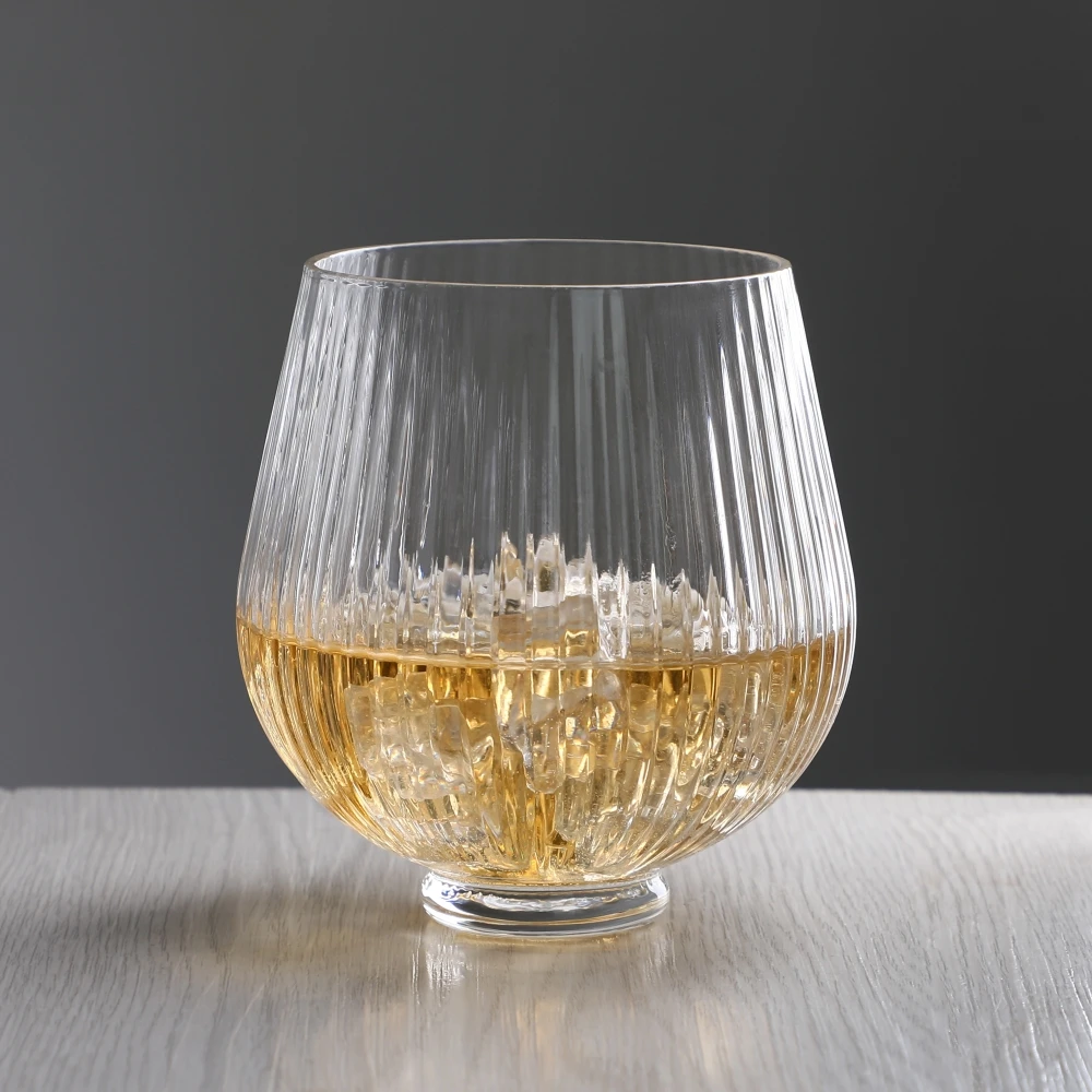 Wholesale Custom 500ml Modern Japanese Style Hammered Ribbed Swirl Stemless IPA Sensory Drinking Craft Beer Tulip Glass Tumbler