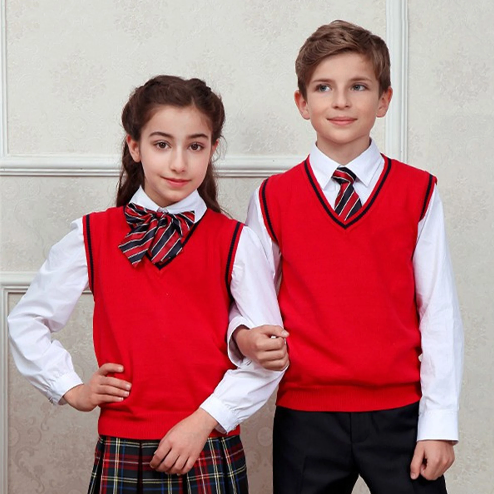 Precio barato uso escolar suéter rojo sin mangas Unisex suéter