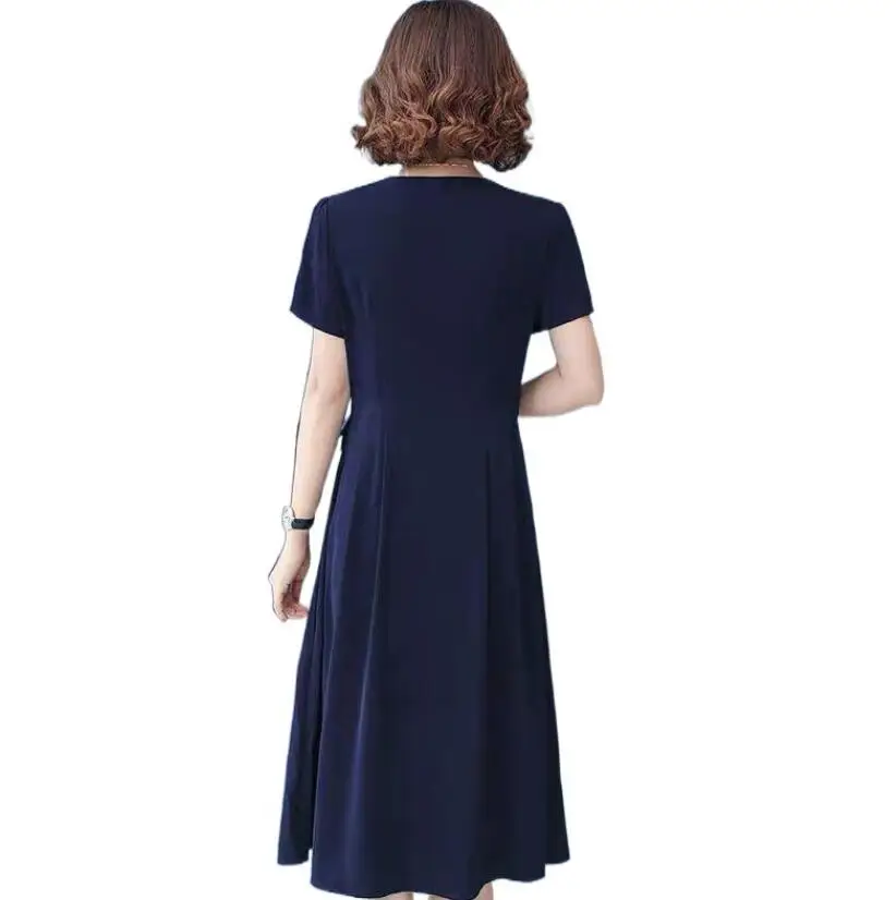 Spring/Summer Fashion Dress With a New Style 2024 New Middle Aged Mothers and Women With Waist up Skirt