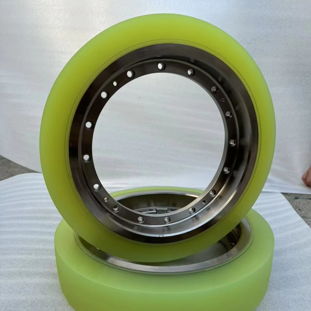 Polyurethane rubber fork wheel, agv， Heavy duty walking wheels, pressure resistant, wear-resistant, high rebound