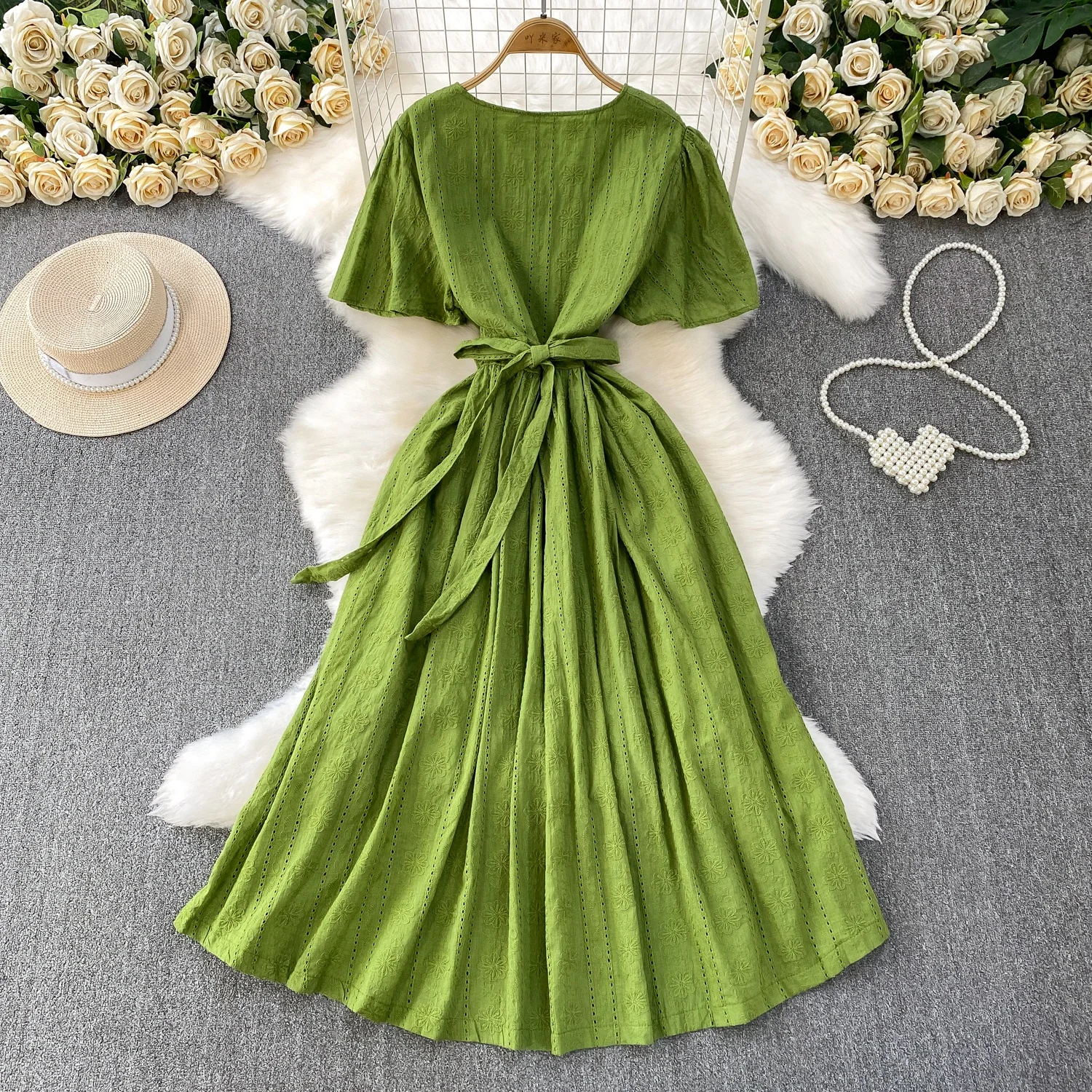 green emerald velvet dress French green floral dress for women summer 2024 new super fairy style – Lee  Nhi Boutique