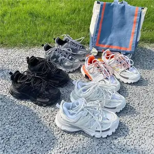 Premium LED Closed Toe Athletic Shoes Genuine Leather Upper Lightweight Original Retro Design for Track and Fashion All Seasons